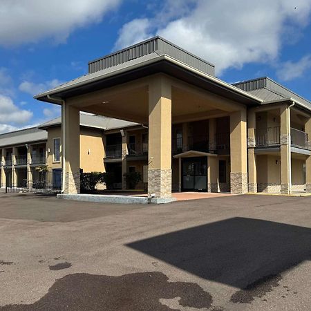 Super 8 By Wyndham Jackson Ms Hotel Exterior foto